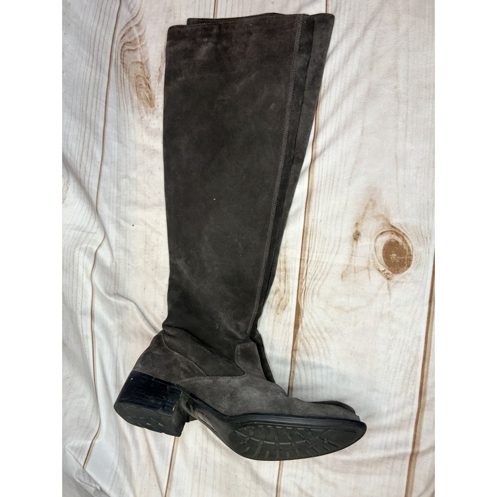 Born Crown Gray Suede Knee High Boots Women Size 10 Low Heel Pull On